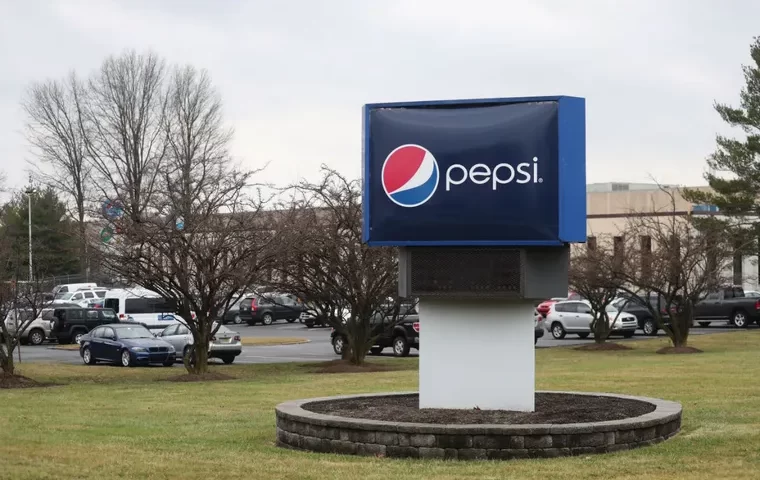 PepsiCo, Inc. (NASDAQ:PEP) Shares Acquired by StoneX Group Inc.