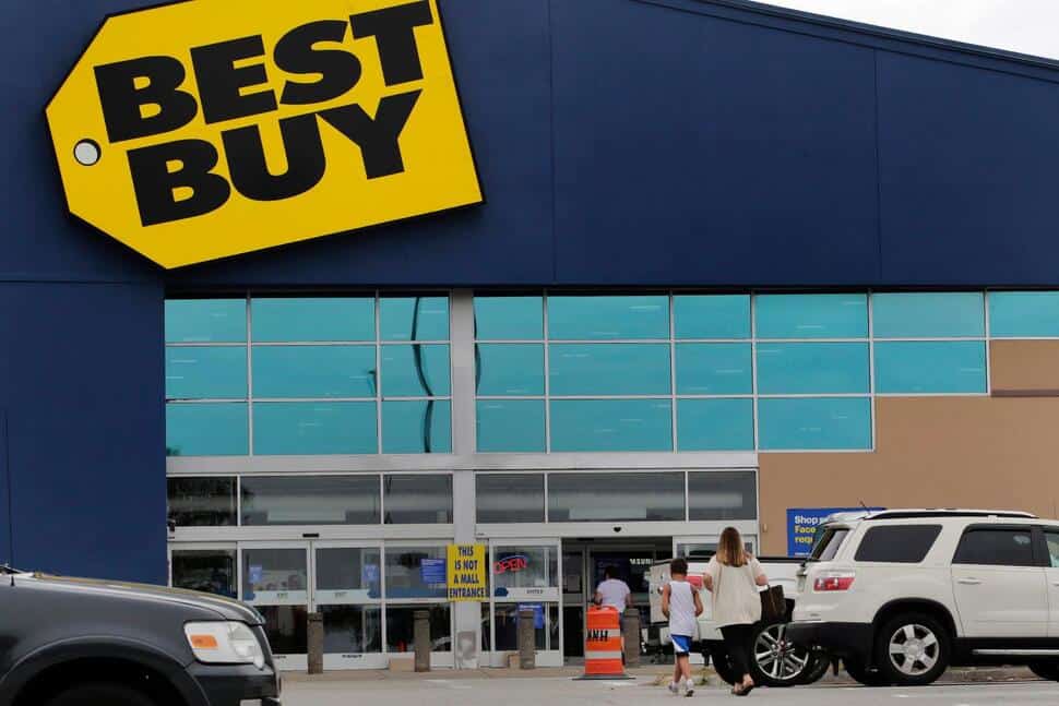 Quarterly Results From Best Buy, Ralph Lauren and Dollar Tree Show