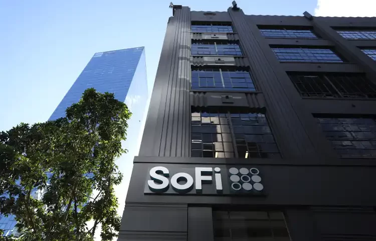 SoFi’s stock falls as raised outlook doesn’t fully reflect latest upbeat earnings