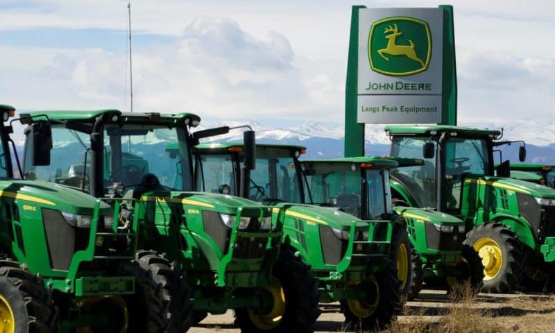 Equities Analysts Issue Forecasts for Deere & Company’s Q2 2023 Earnings (NYSE:DE)