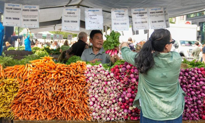 Farmers Markets Thrive as Customers and Vendors Who Latched on During the Pandemic Remain Loyal