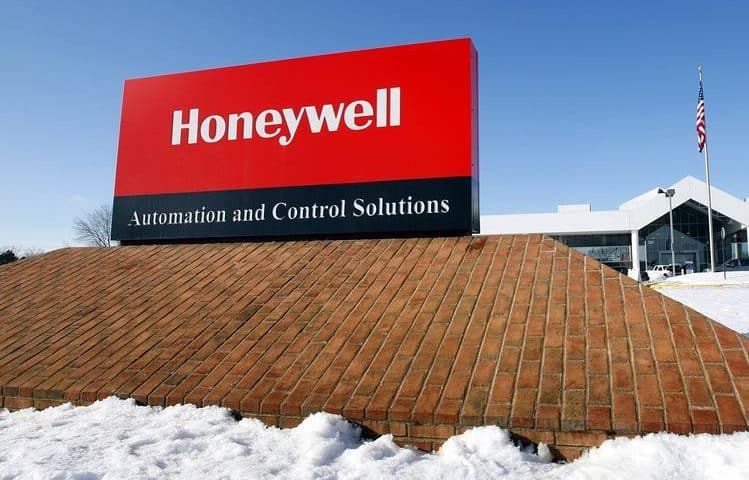 Honeywell International Inc. stock underperforms Thursday when compared to competitors