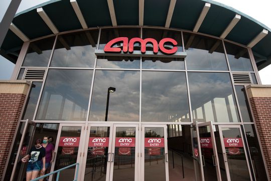 Largest investor in AMC’s APE stock sells again, cuts stake to below 10%