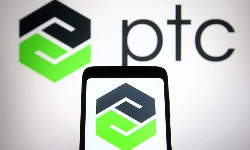 PTC Inc. (NASDAQ:PTC) Shares Bought by Strategic Advisors LLC