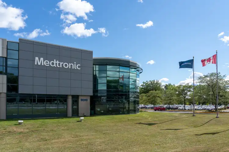 Medtronic PLC Stock Underperforms Monday When Compared To Competitors ...