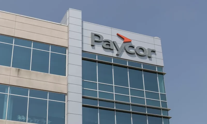 Paycor HCM, Inc. (NASDAQ:PYCR) Director Sells $38,785.76 in Stock