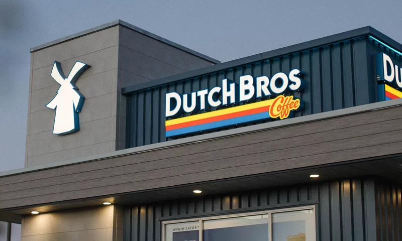 Dutch Bros Shares Rise 13% After Swinging to 2Q Profit