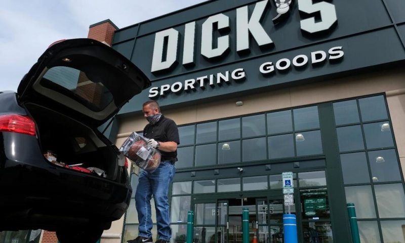 Dick’s 2Q Profit Falls, and the Retailer Lowers Its Full-Year Outlook on Worries About Theft
