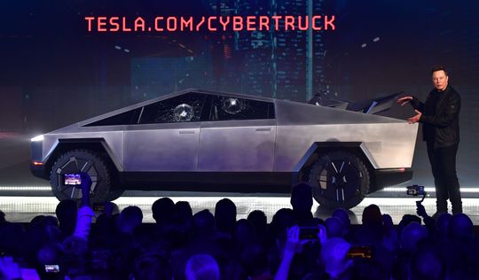 Tesla’s stock jumps 7% after Baird highlights Cybertruck, other ‘catalysts’ for the year