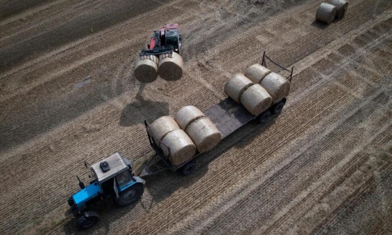 EU Lets Ukrainian Grain Ban Expire Even as Some Member Countries Impose Their Own