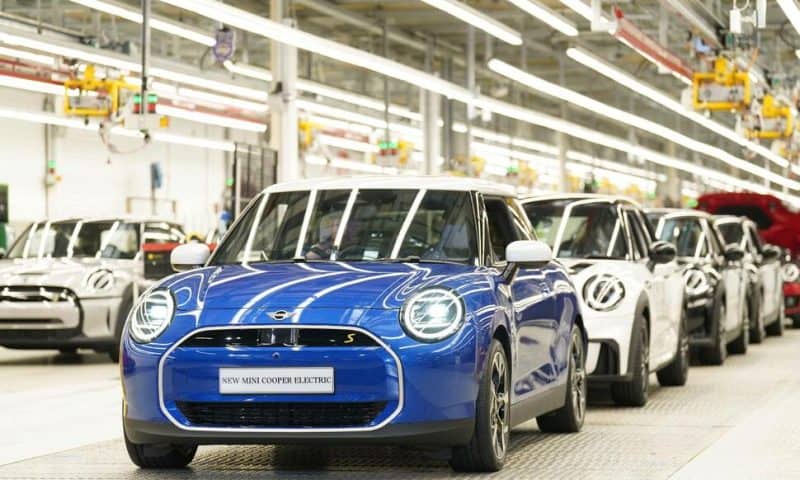 BMW to Build New Electric Mini in England After UK Government Approves Multimillion-Pound Investment