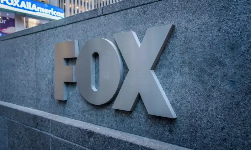 Fox Co. (NASDAQ:FOXA) Shares Sold by Independent Franchise Partners LLP