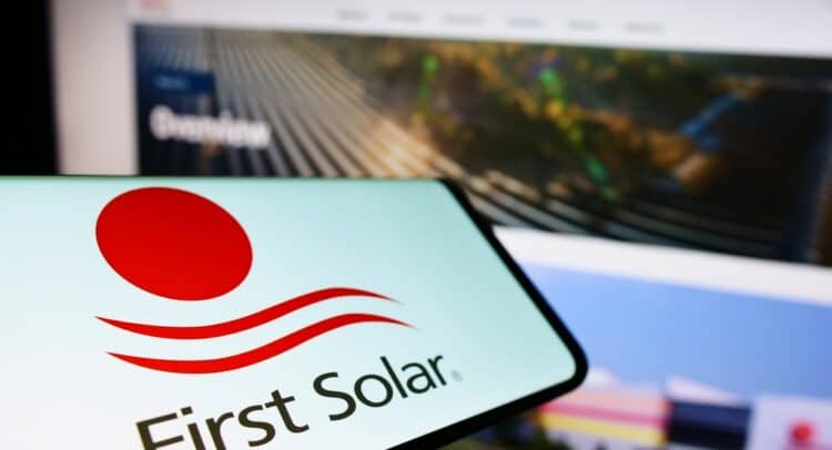 First Solar (NASDAQ:FSLR) PT Lowered to $200.00 at Citigroup