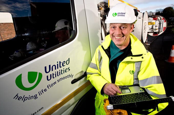 United Utilities Group remains steady Monday, still outperforms market