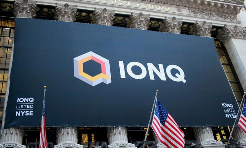 IonQ Shares Rise 7% After New $25.5 Million Contract