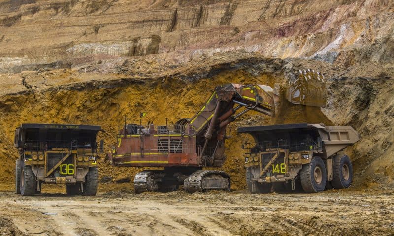 Newmont 3Q Net Earnings Down, Sees Newcrest Deal Closing Nov 6