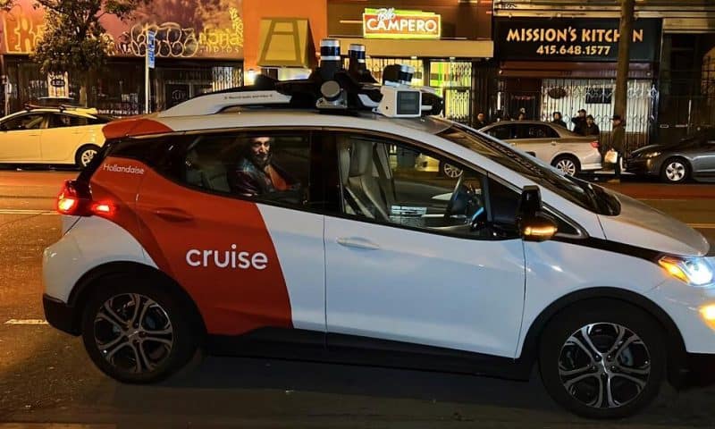 California Regulators Suspend Recently Approved San Francisco Robotaxi Service for Safety Reasons