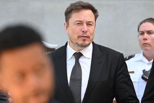 Elon Musk sued by SEC to compel him to testify over Twitter deal