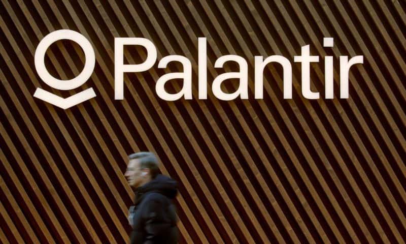 Palantir’s stock rises toward highest close in almost two years