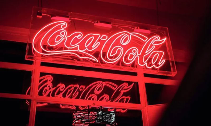 Coca-Cola Europacific Partners (NYSE:CCEP) PT Raised to $77.00