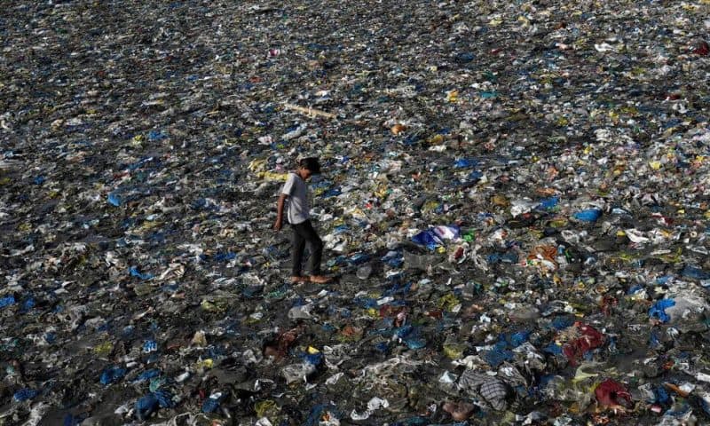 Talks on a Landmark Treaty to End Global Plastic Pollution Are Advancing in Kenya’s Capital