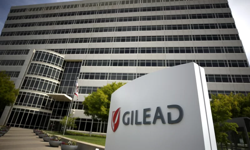 Gilead Sciences, Inc. (NASDAQ:GILD) Short Interest Down 7.0% in November