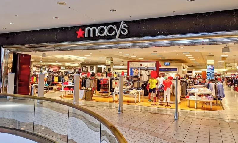 Investor group aims to buy Macy’s for nearly $6 billion, take it private: report