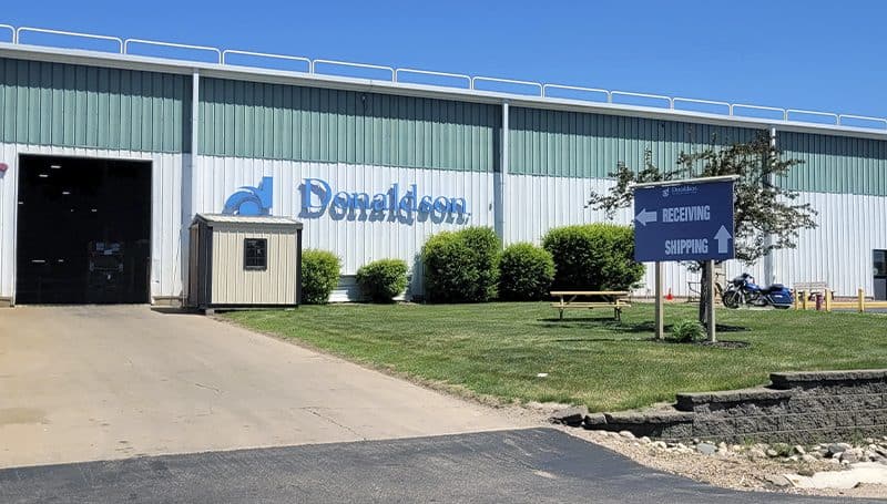 Donaldson Company, Inc. (NYSE:DCI) Director Sells $324,950.00 in Stock