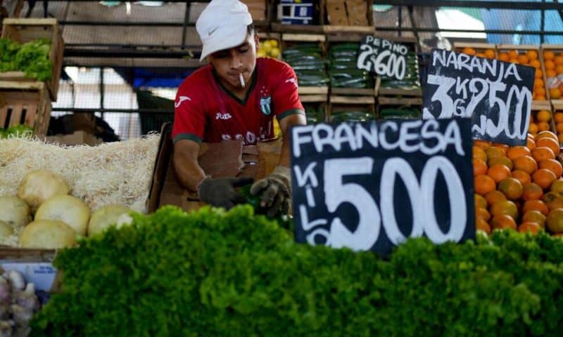 Argentina’s Annual Inflation Soars to 211.4%, the Highest in 32 Years