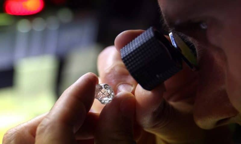 Swiss Ban Russian Diamond Imports, Joining Latest EU Sanctions