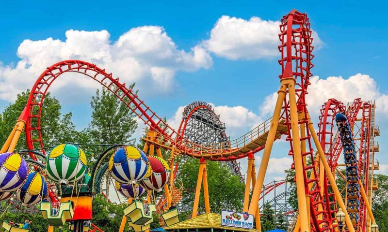 Six Flags Entertainment (NYSE:SIX) Now Covered by StockNews.com