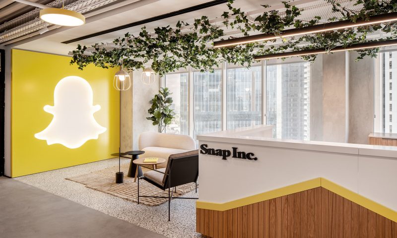 Snap Inc. stock outperforms competitors on strong trading day