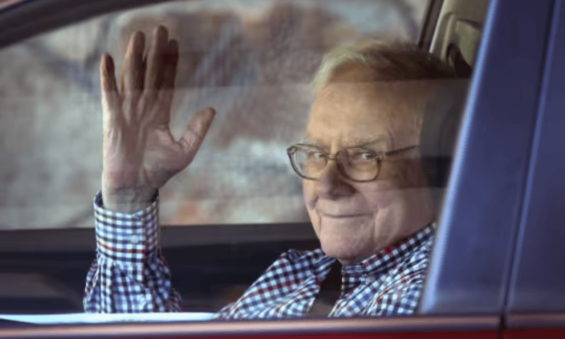 Warren Buffett spent more than $350 million to buy these stocks in the past week