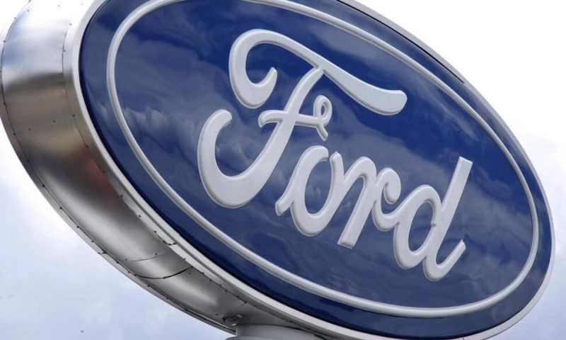 US Probes Complaints That Ford Pickups Can Downshift Without Warning, Increasing the Risk of a Crash