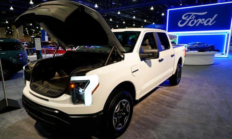 Ford to Delay Production of New Electric Pickup and Large SUV as US EV Sales Growth Slows