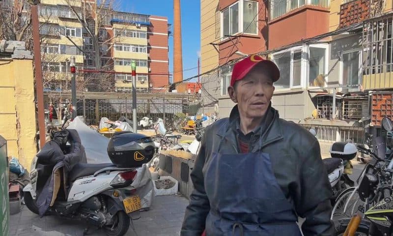 Migrant Workers Who Helped Build Modern China Have Scant or No Pensions, and Can’t Retire