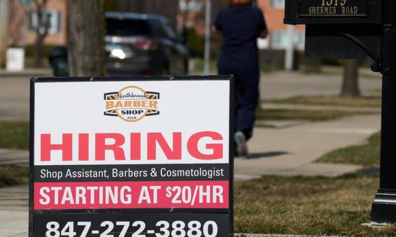 Applications for US Unemployment Benefits Dip to 210,000 in Strong Job Market