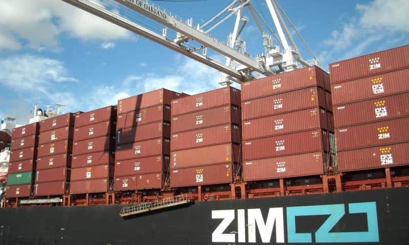 ZIM Integrated Shipping Services (NYSE:ZIM) Stock Price Up 4.5%
