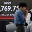 Asian Shares Advance After Another Round of Wall St Records