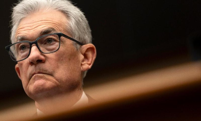 Fed’s Powell Downplays Potential for a Rate Hike Despite Higher Price Pressures