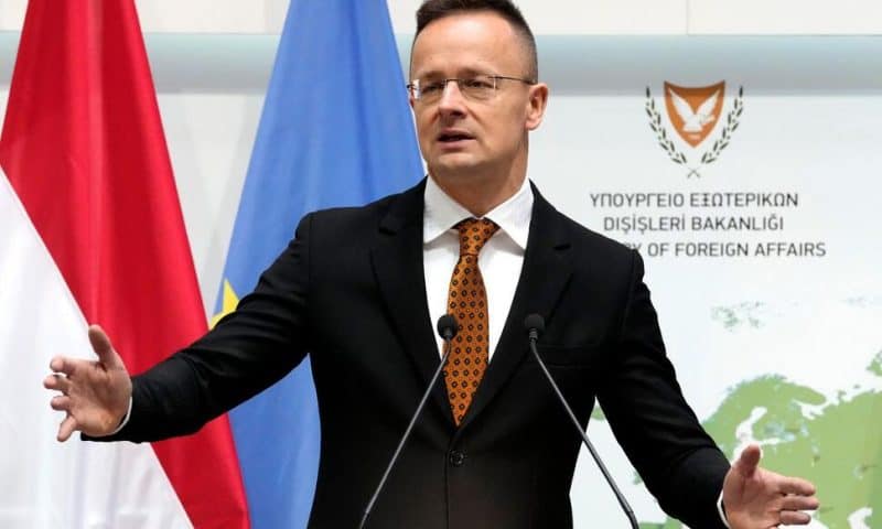 Hungary’s Foreign Minister Visits Belarus Despite EU Sanctions, Talks About Expanding Ties