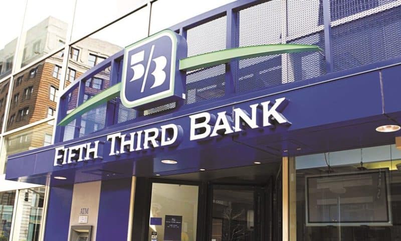 Fifth Third Bancorp (NASDAQ:FITB) Sets New 12-Month High at $38.65