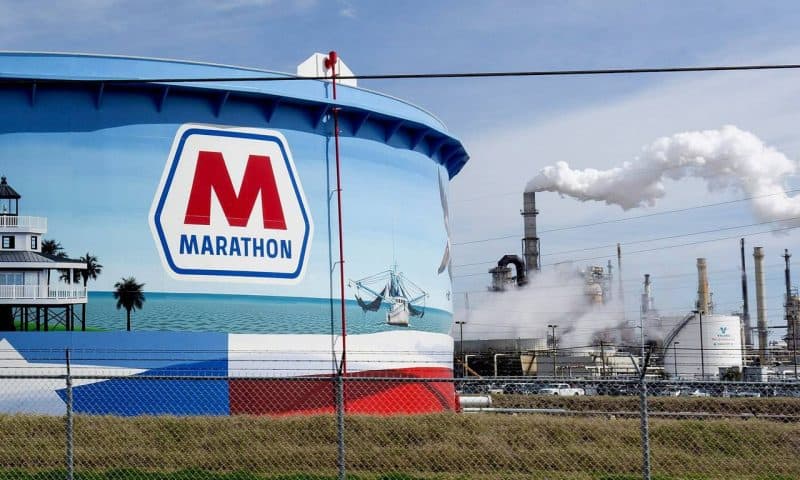 Marathon Petroleum (NYSE:MPC) Stock Price Up 0.7%