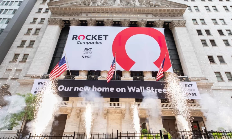 Rocket Companies (NYSE:RKT) Hits New 12-Month High at $19.37