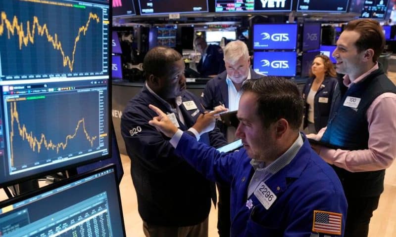 Wall Street Soars to Records as Dow Leaps 500 in a Rate-Cut Rally That Swept the World