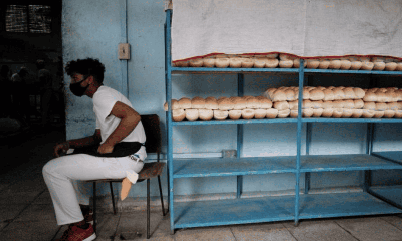 Cuba Slashes Size of Daily Bread Ration as Ingredients Run Thin