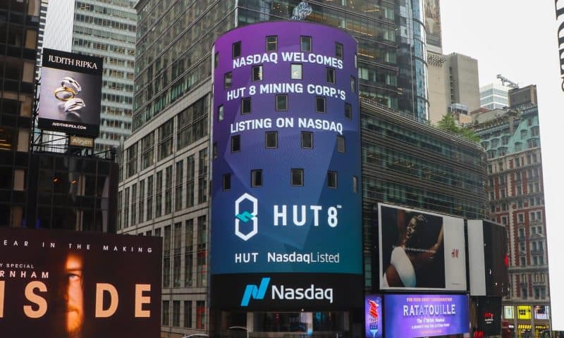 Hut 8 (NASDAQ:HUT) Stock Price Up 6.3%