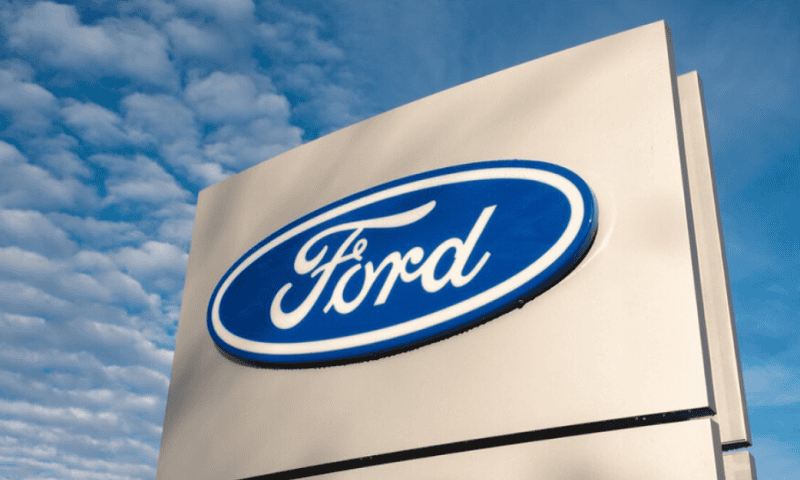 Ford Motor (NYSE:F) Trading Down 1.8%