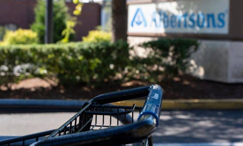 A State’s Experience With Grocery Chain Mergers Spurs a Fight to Stop Albertsons’ Deal With Kroger