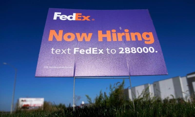 The Number of Americans Filing for Jobless Aid Falls to Lowest Level in 4 Months